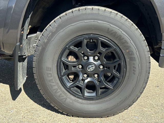 Used 2022 Toyota Tacoma SR5 image 7
