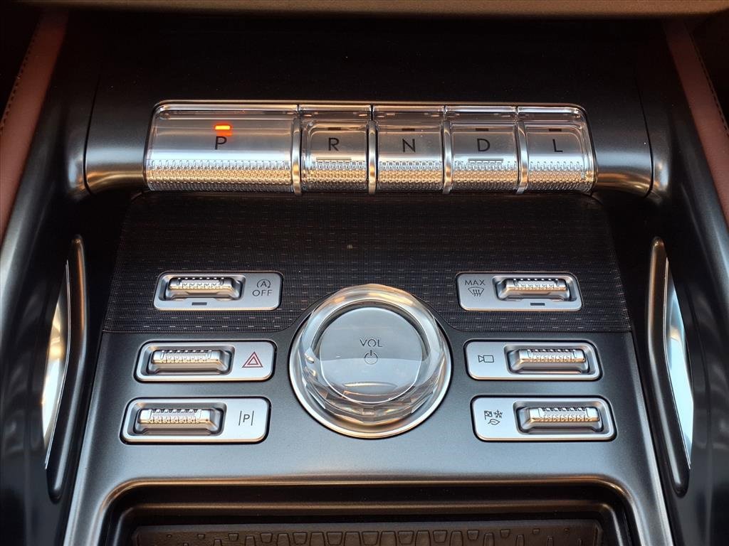 New 2026 Lincoln Nautilus Reserve image 7