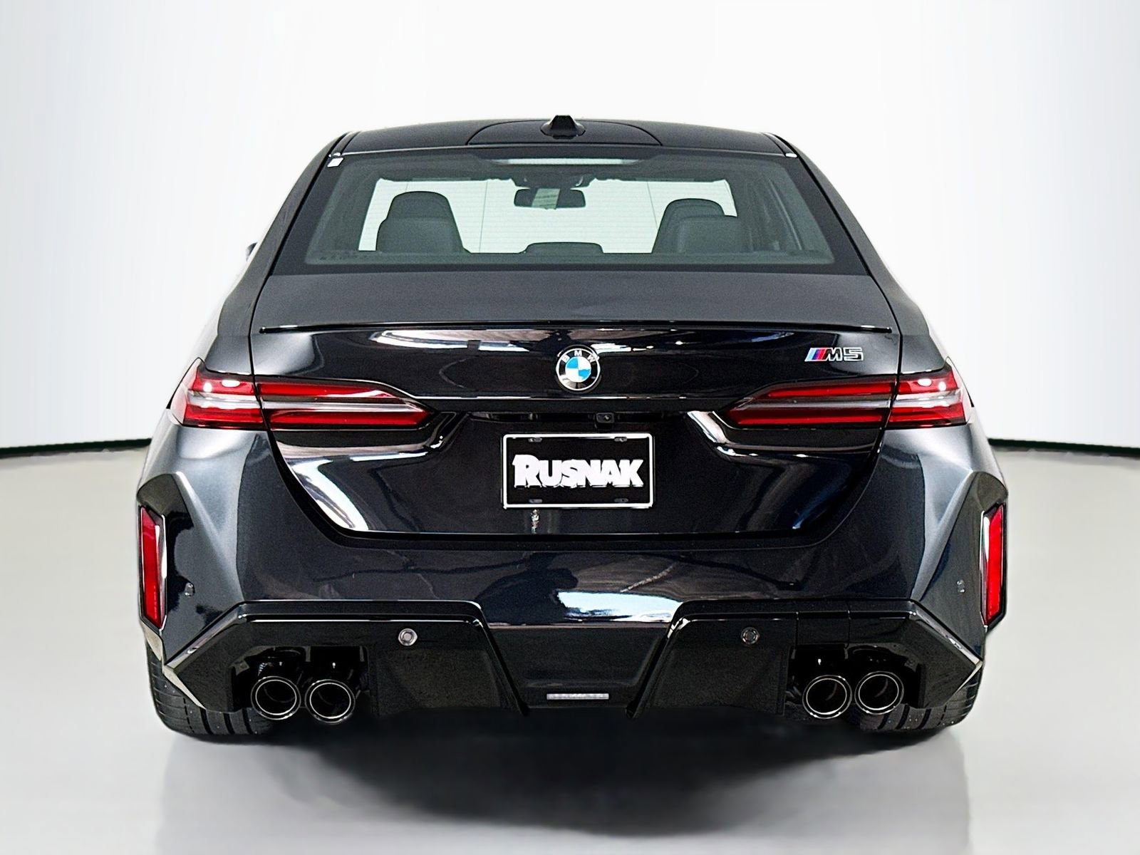 New 2026 BMW M5 w/ Executive Package AWD/4WD image 6