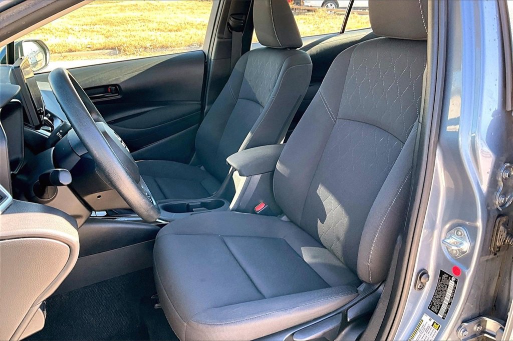 Used 2024 Toyota Corolla LE image 23