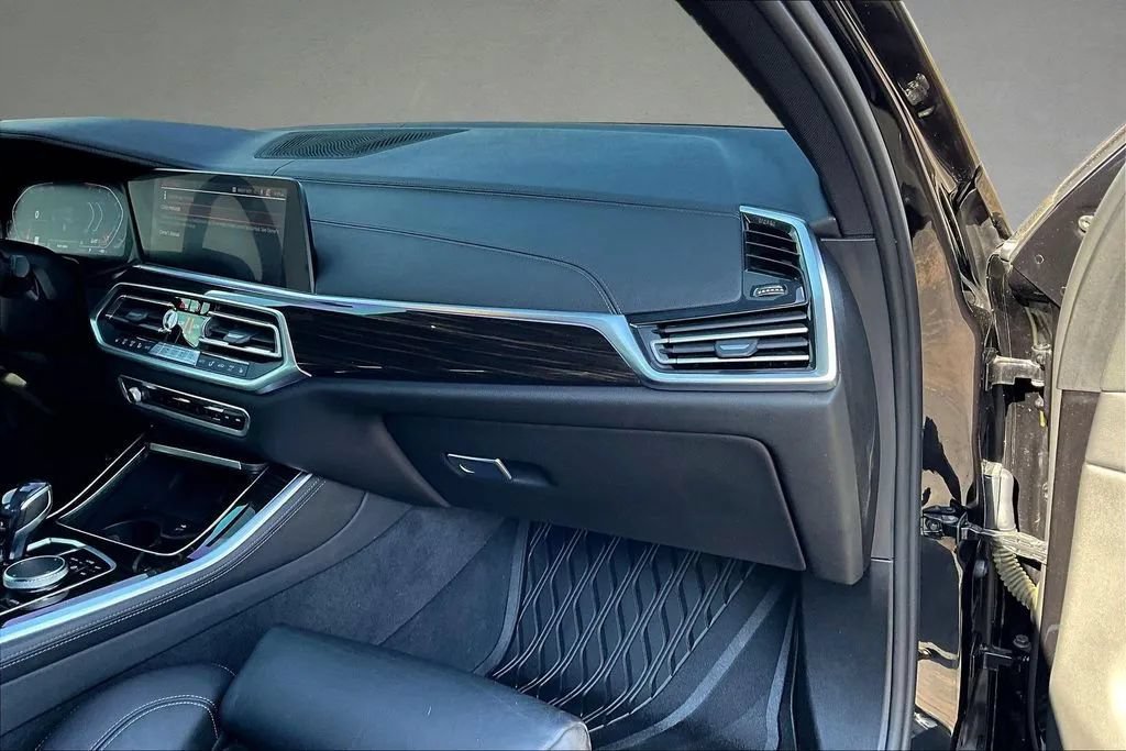 Used 2019 BMW X5 xDrive40i w/ Convenience Package AWD/4WD image 26