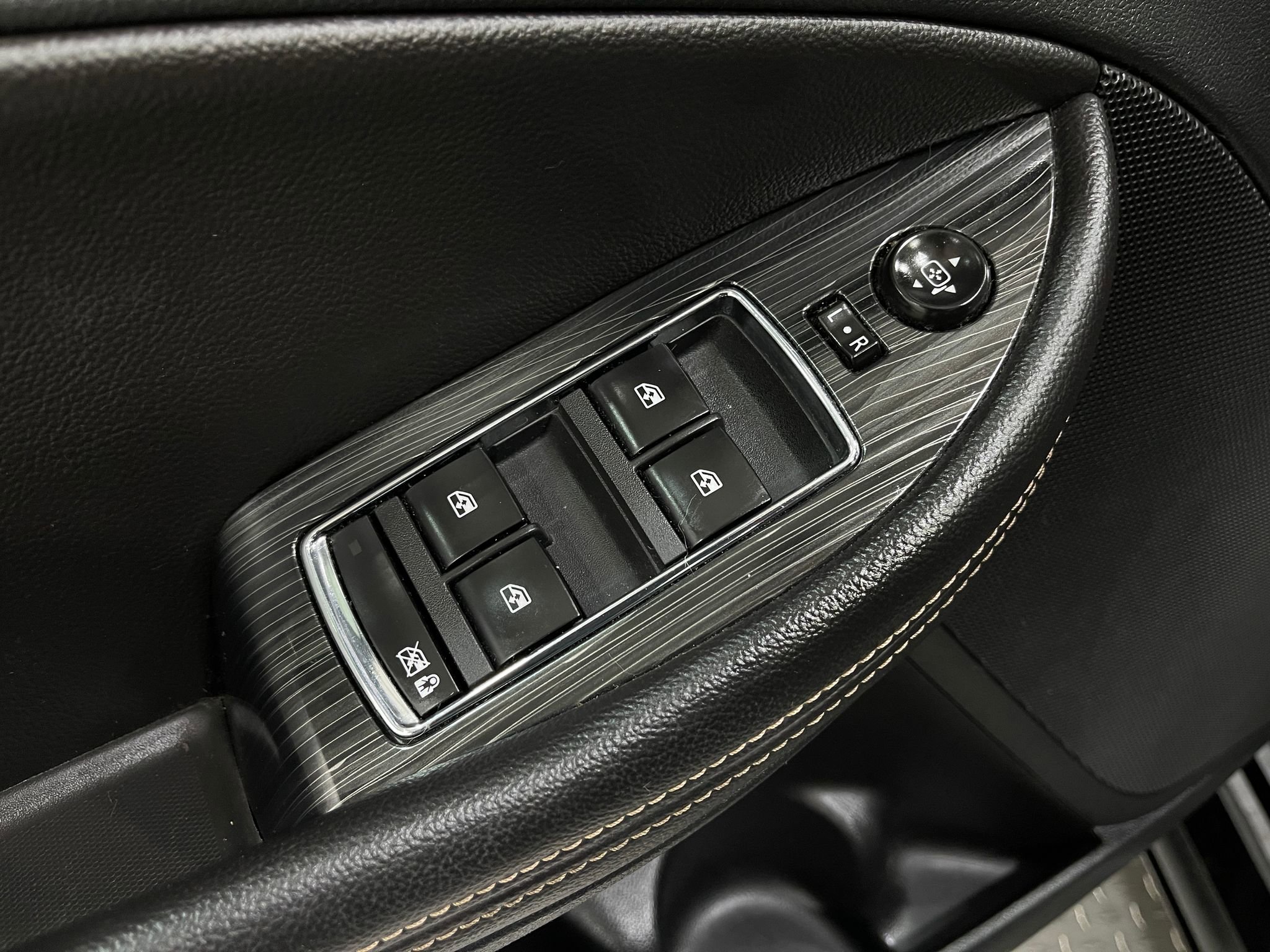 Used 2017 Chevrolet Impala Premier image 14