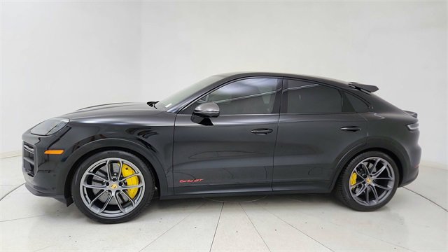 Used 2024 Porsche Cayenne Turbo GT image 3