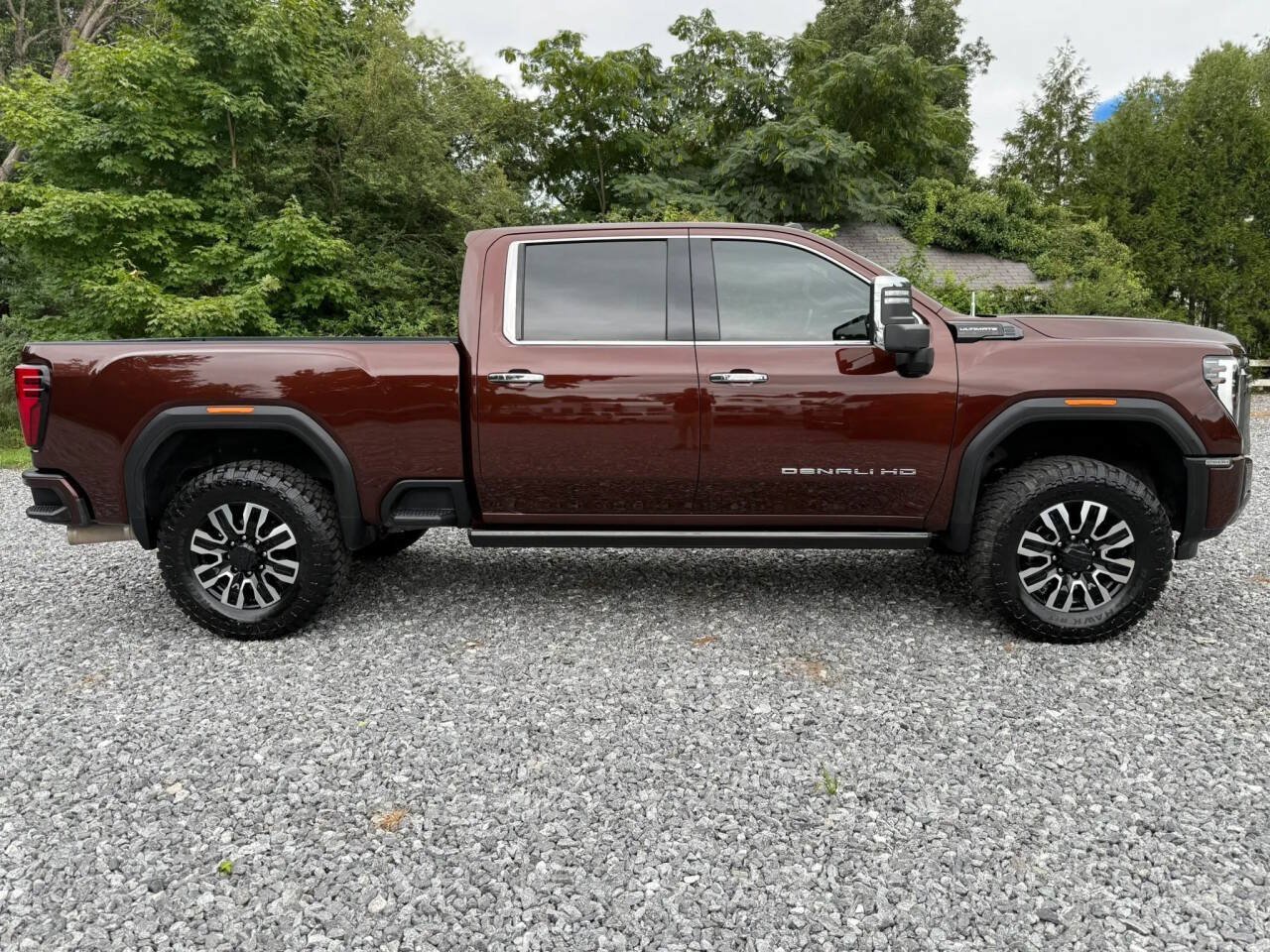 Used 2024 GMC Sierra 2500 Denali Ultimate w/ Max Trailering Package AWD/4WD image 8