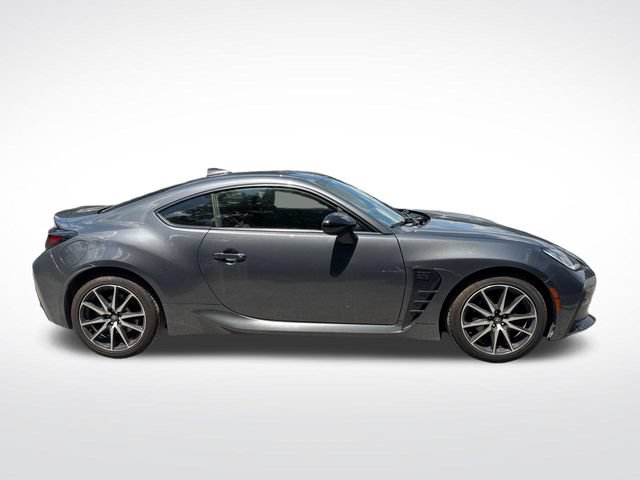 Used 2023 Toyota GR86 RWD image 7