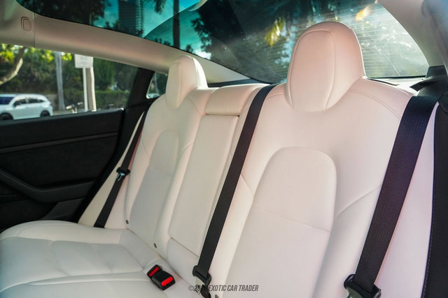 Used 2022 Tesla Model 3 Performance image 34