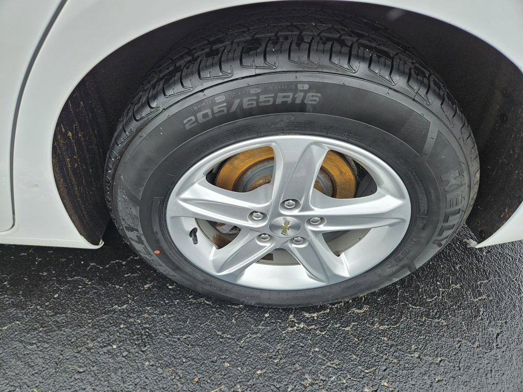 Used 2020 Chevrolet Malibu LS image 11