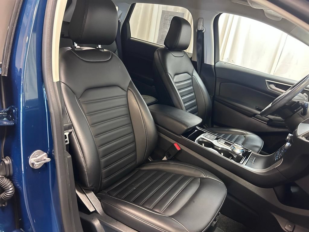 Used 2020 Ford Edge SEL w/ Convenience Package AWD/4WD image 20