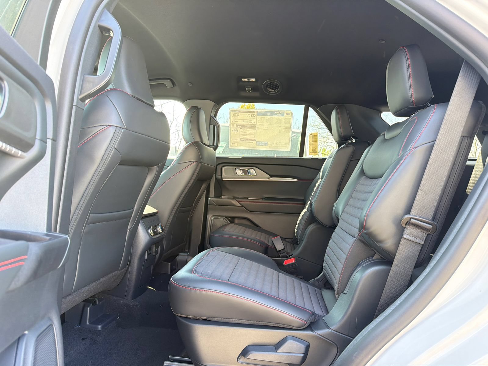 New 2026 Ford Explorer ST-Line AWD/4WD image 17