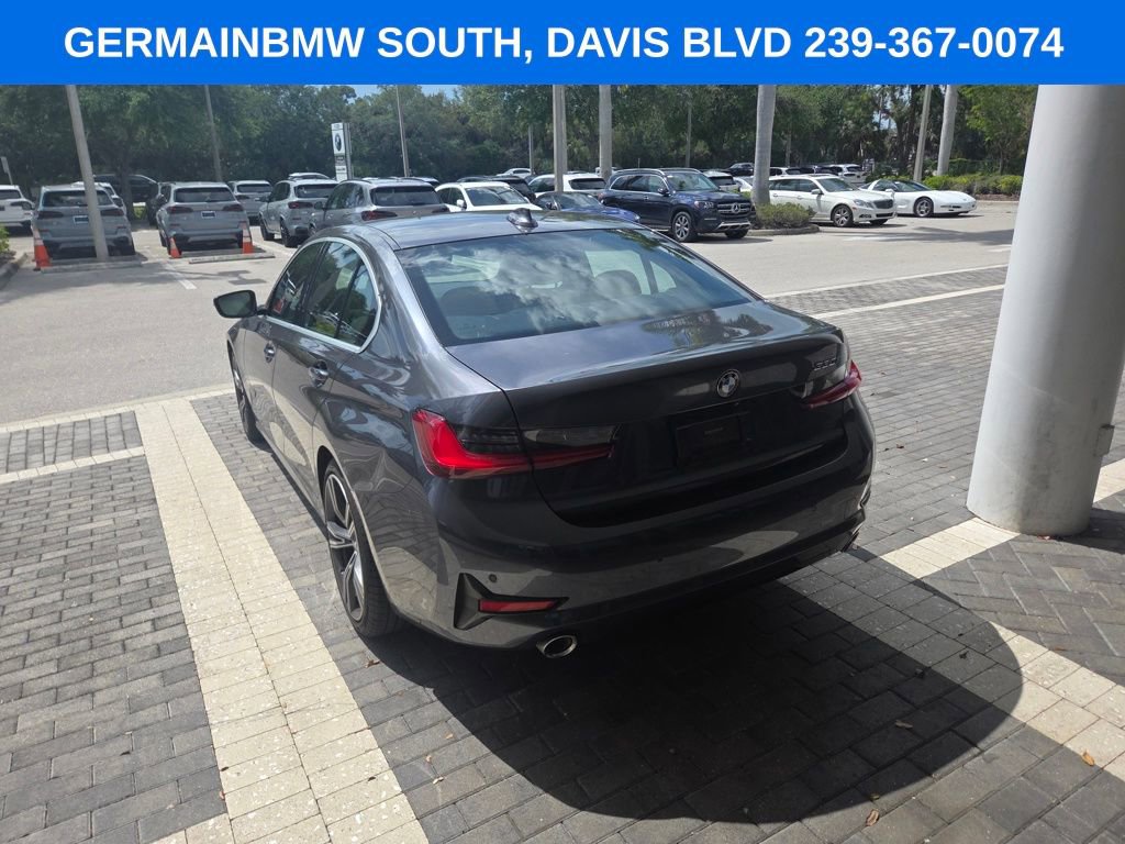 Used 2021 BMW 330i Sedan w/ Driving Assistance Package image 11