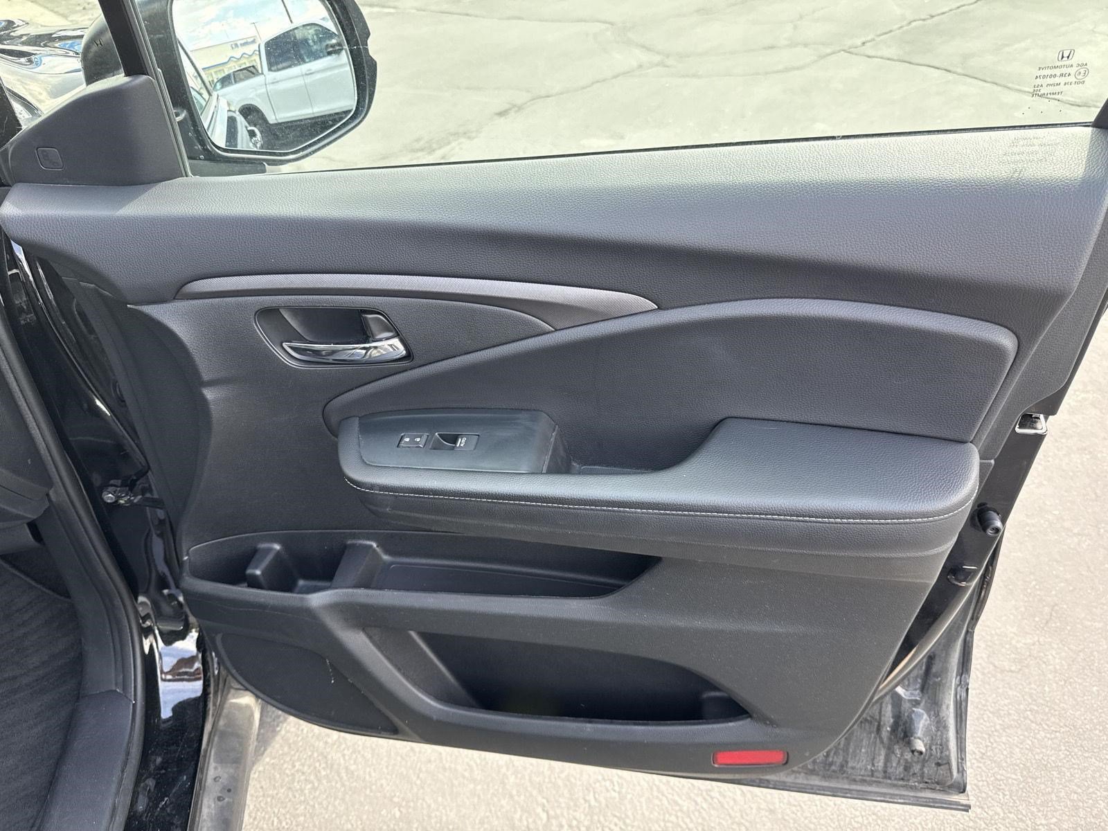 Used 2023 Honda Ridgeline RTL image 29