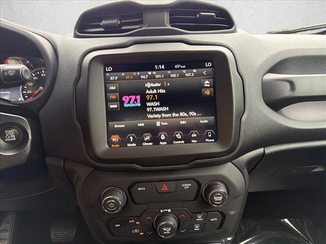 Used 2019 Jeep Renegade Trailhawk AWD/4WD image 18