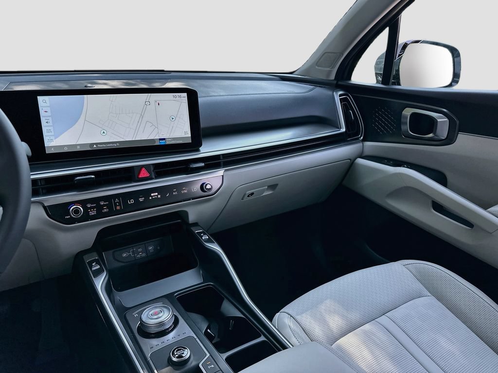 Certified 2025 Kia Sorento EX FWD image 23