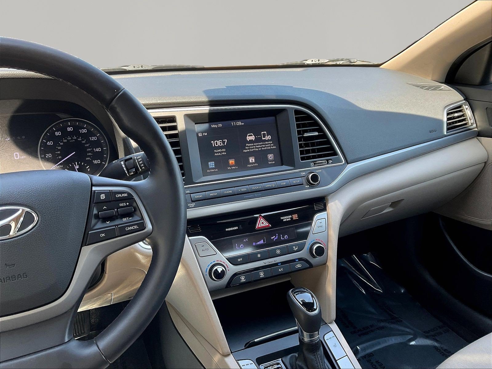Used 2017 Hyundai Elantra Value Edition FWD image 9