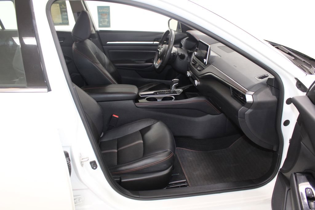 Used 2024 Nissan Altima 2.5 SR image 26