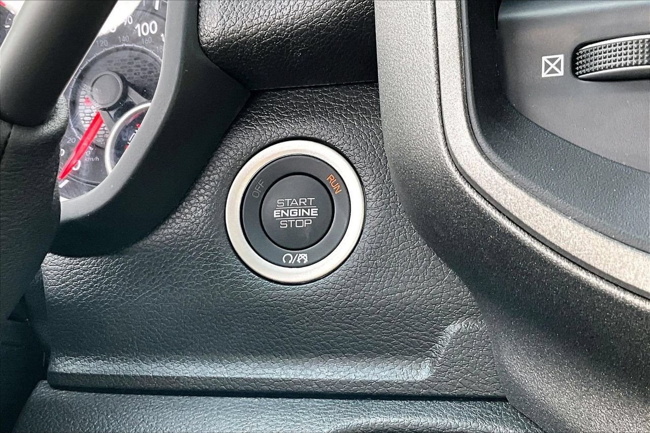 New 2025 RAM 5500 Tradesman AWD/4WD image 23