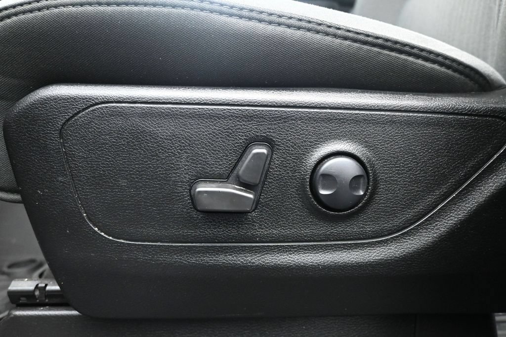 Used 2022 RAM 1500 Big Horn AWD/4WD image 11