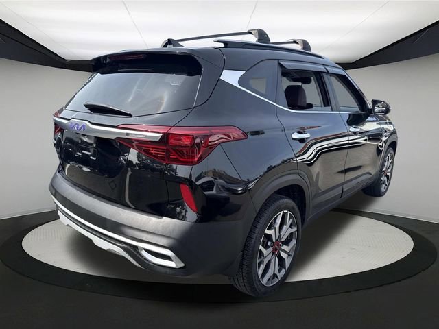 Used 2022 Kia Seltos SX w/ Sunroof Package image 9