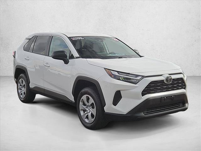 Used 2025 Toyota RAV4 LE AWD/4WD image 3