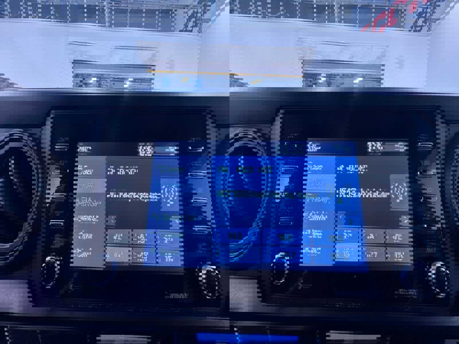 Used 2023 Toyota Tacoma SR image 18