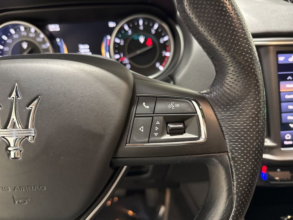 Used 2021 Maserati Levante image 29