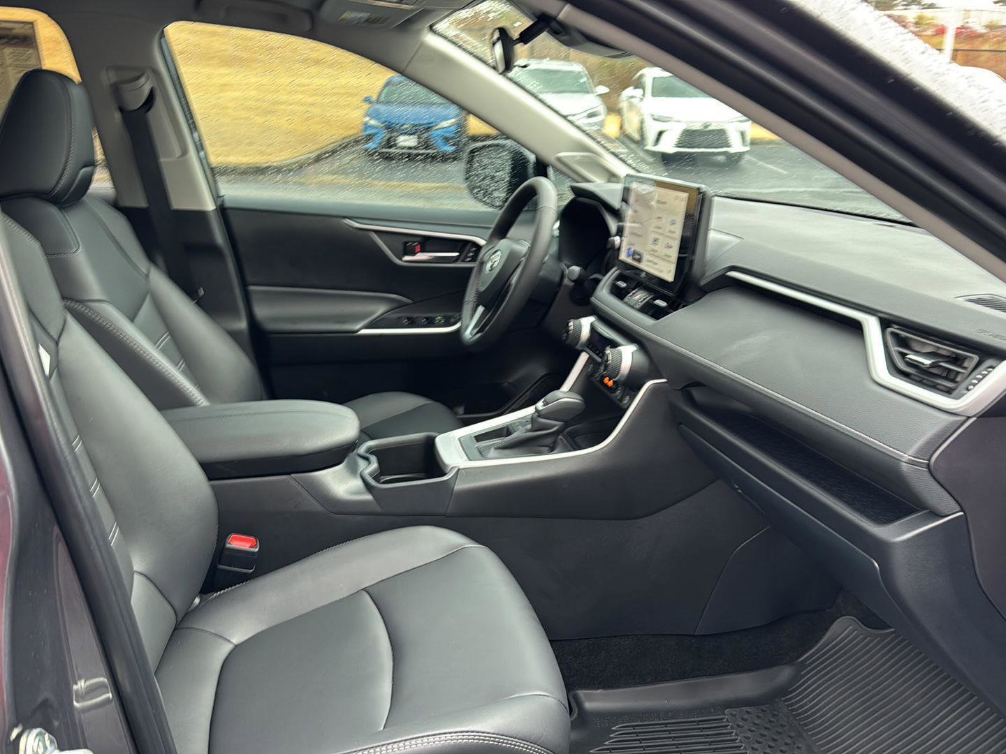 Used 2025 Toyota RAV4 XLE Premium w/ Weather Package image 10