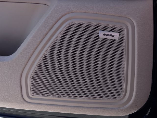 Certified 2022 Porsche Macan AWD/4WD image 24