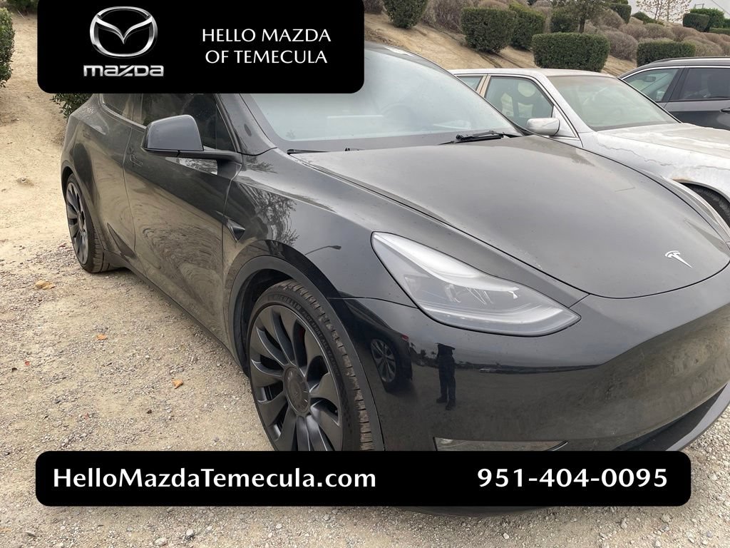 Used 2023 Tesla Model Y Long Range AWD/4WD image 1