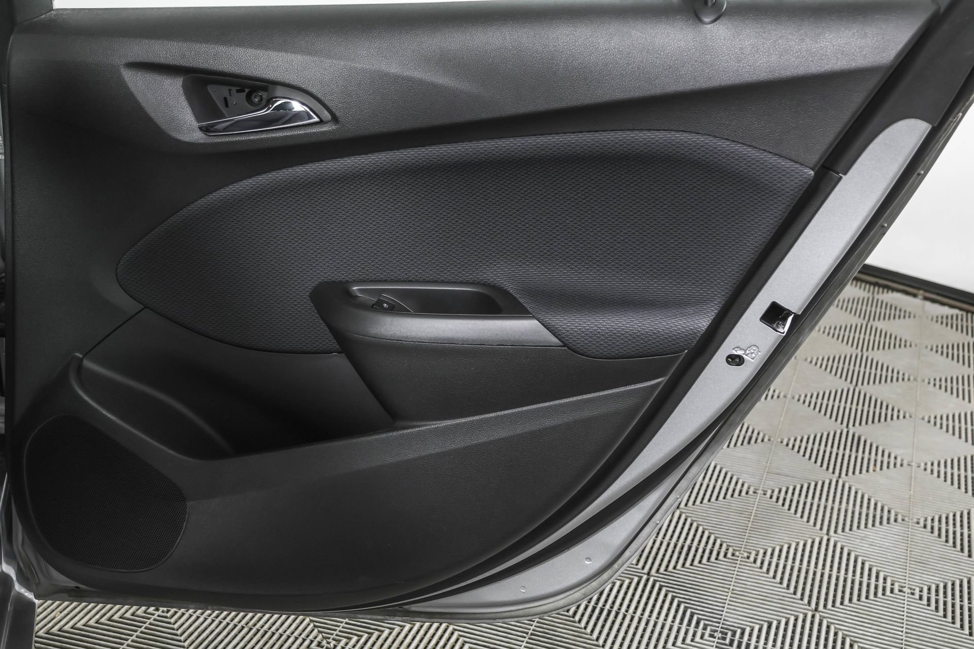 Used 2019 Chevrolet Cruze LT image 42