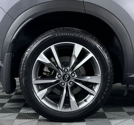 Certified 2023 INFINITI QX60 Luxe image 10
