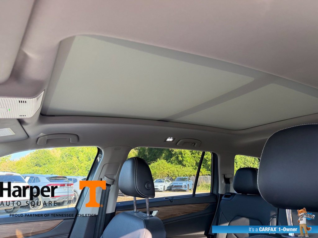Used 2025 Volkswagen Atlas SE w/ Panoramic Sunroof Package AWD/4WD image 19