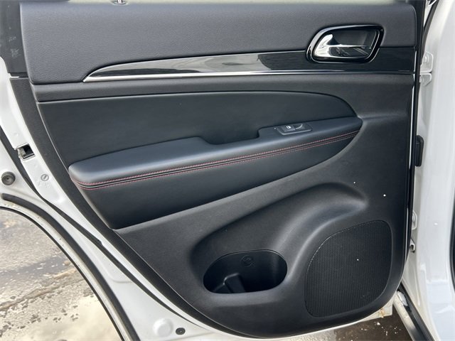 Used 2019 Jeep Grand Cherokee Trailhawk w/ Trailhawk Luxury Group image 40