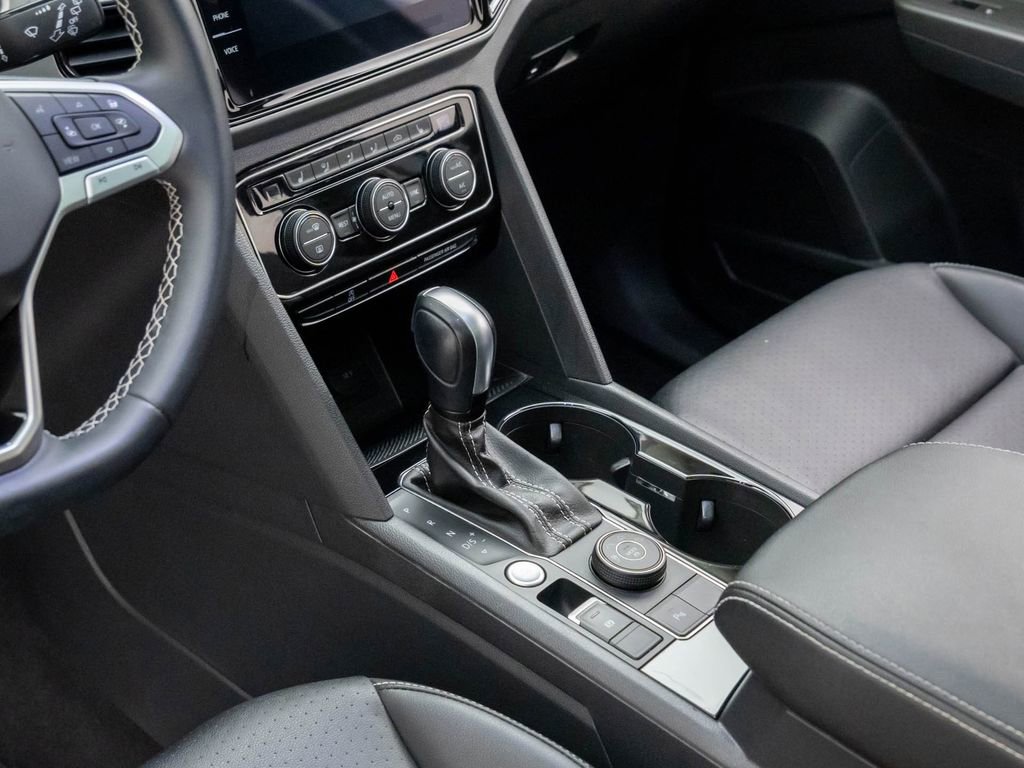 Used 2023 Volkswagen Atlas SEL image 12