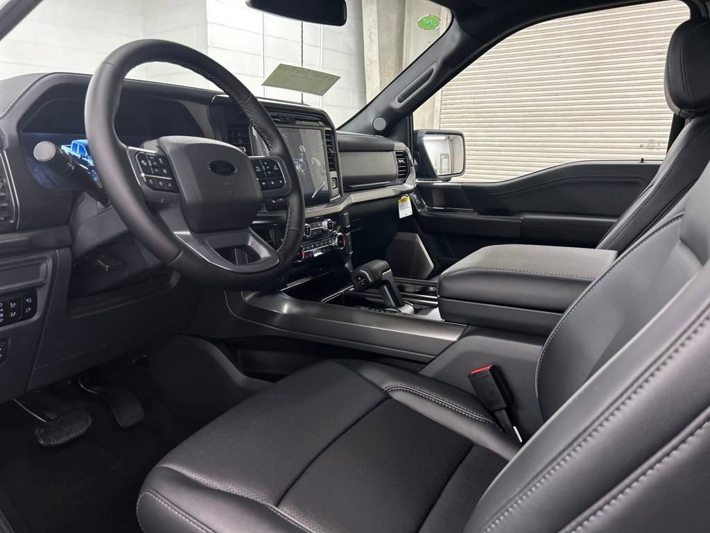 New 2025 Ford F150 Lariat w/ Equipment Group 502A High image 5