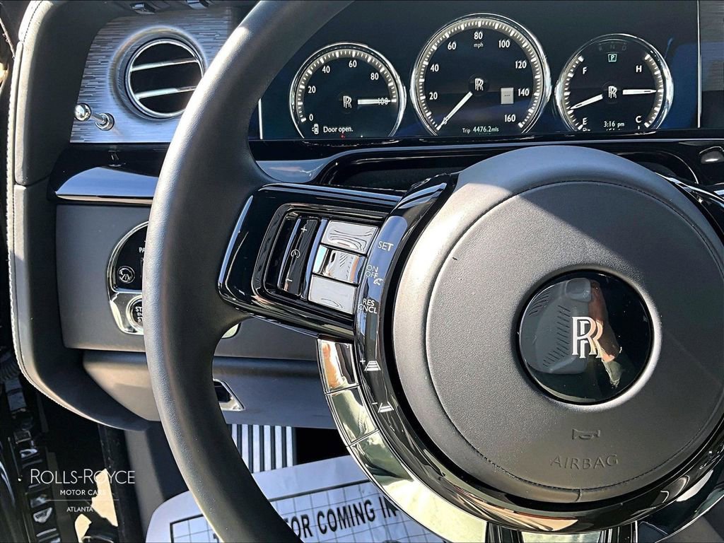 Used 2020 Rolls-Royce Phantom Sedan RWD image 17