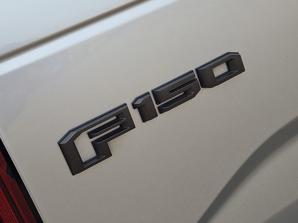 Used 2017 Ford F150 Raptor w/ Equipment Group 802A Luxury image 12