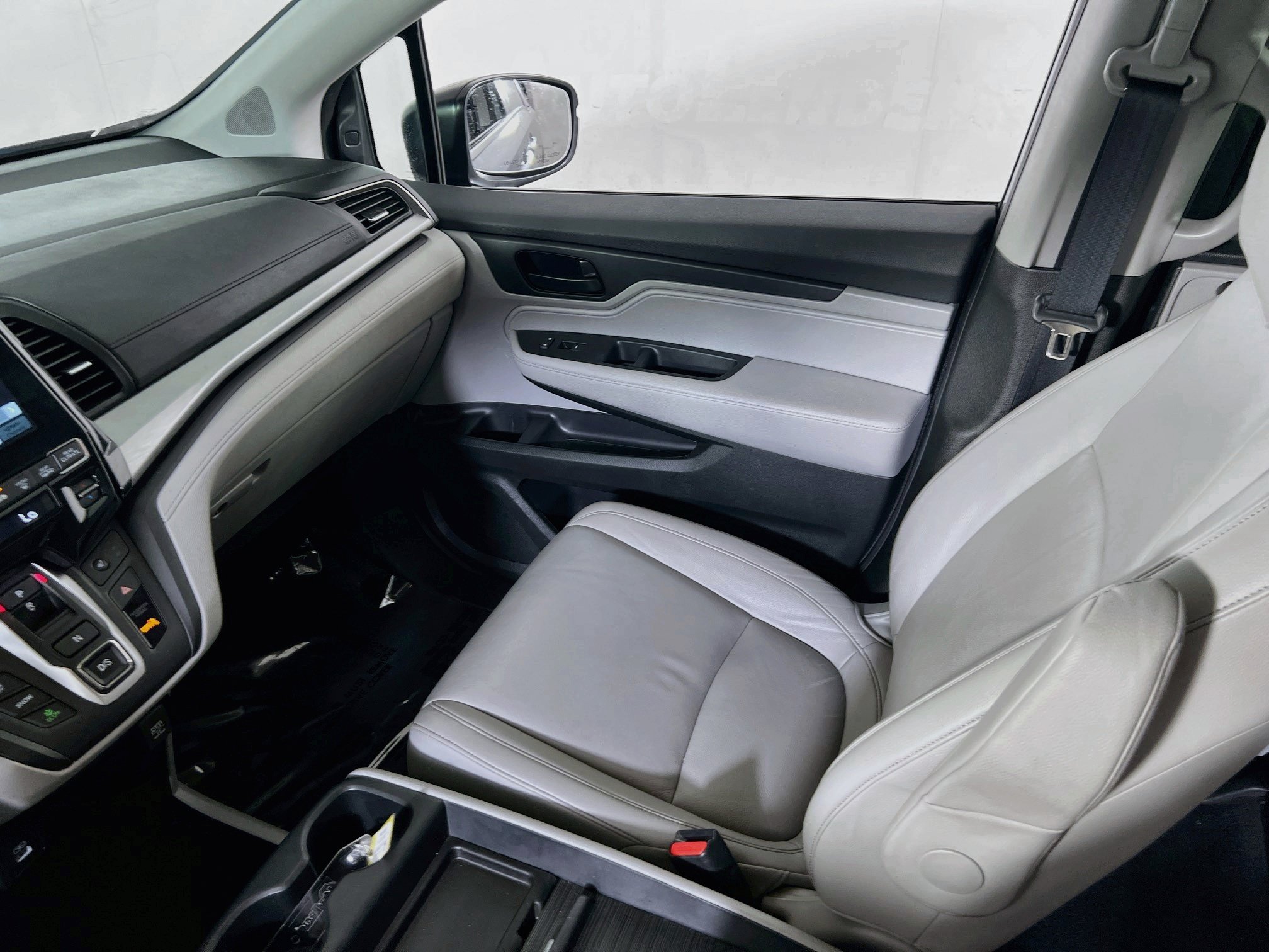 Used 2023 Honda Odyssey EX-L image 23