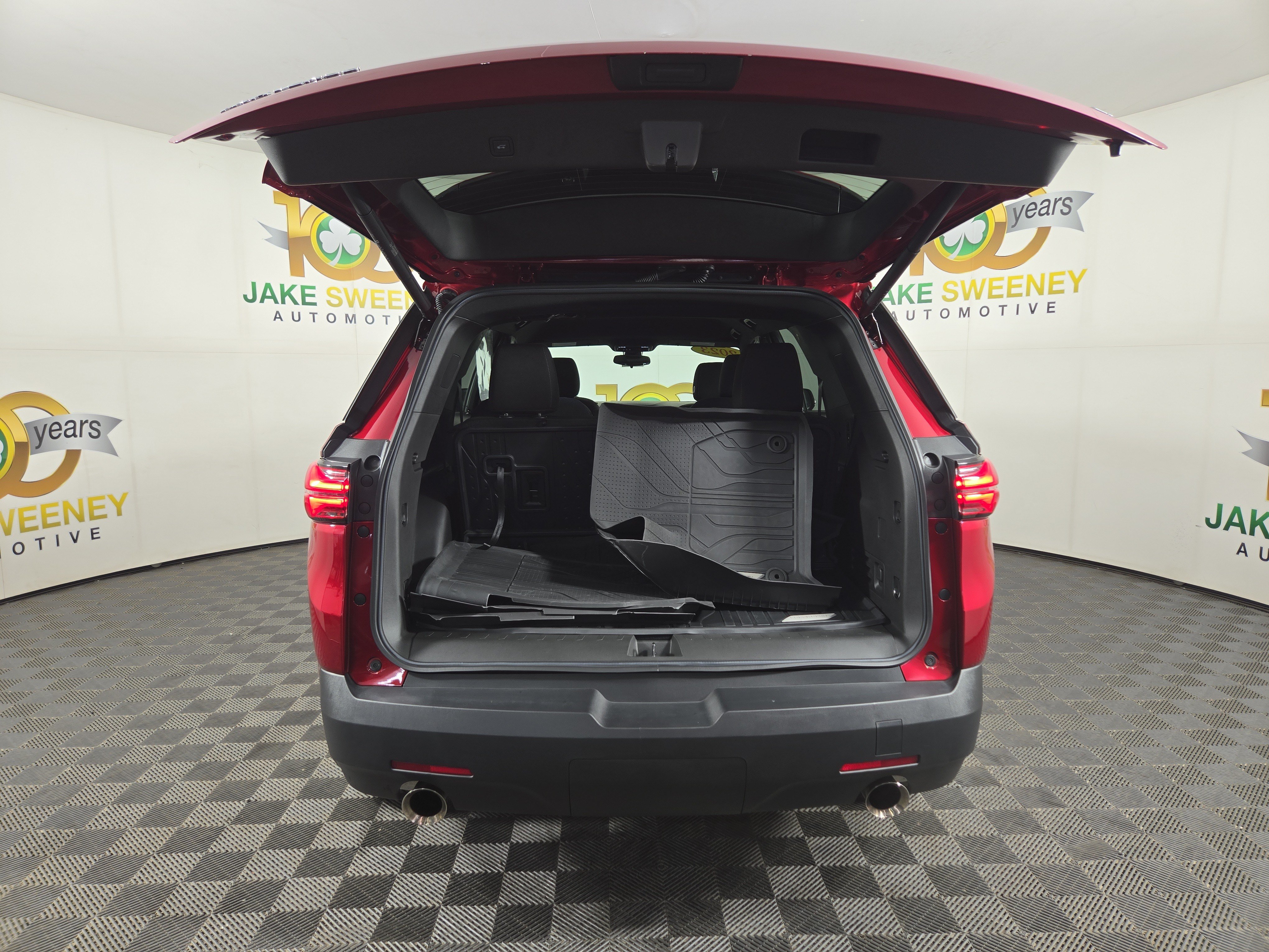 Certified 2023 Chevrolet Traverse LT FWD image 33