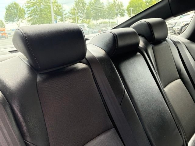 Used 2022 Honda Accord Sport image 31