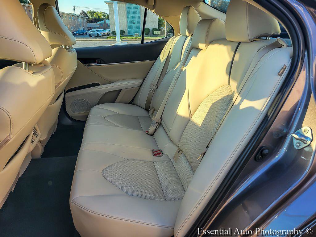 Used 2023 Toyota Camry XLE AWD/4WD image 12