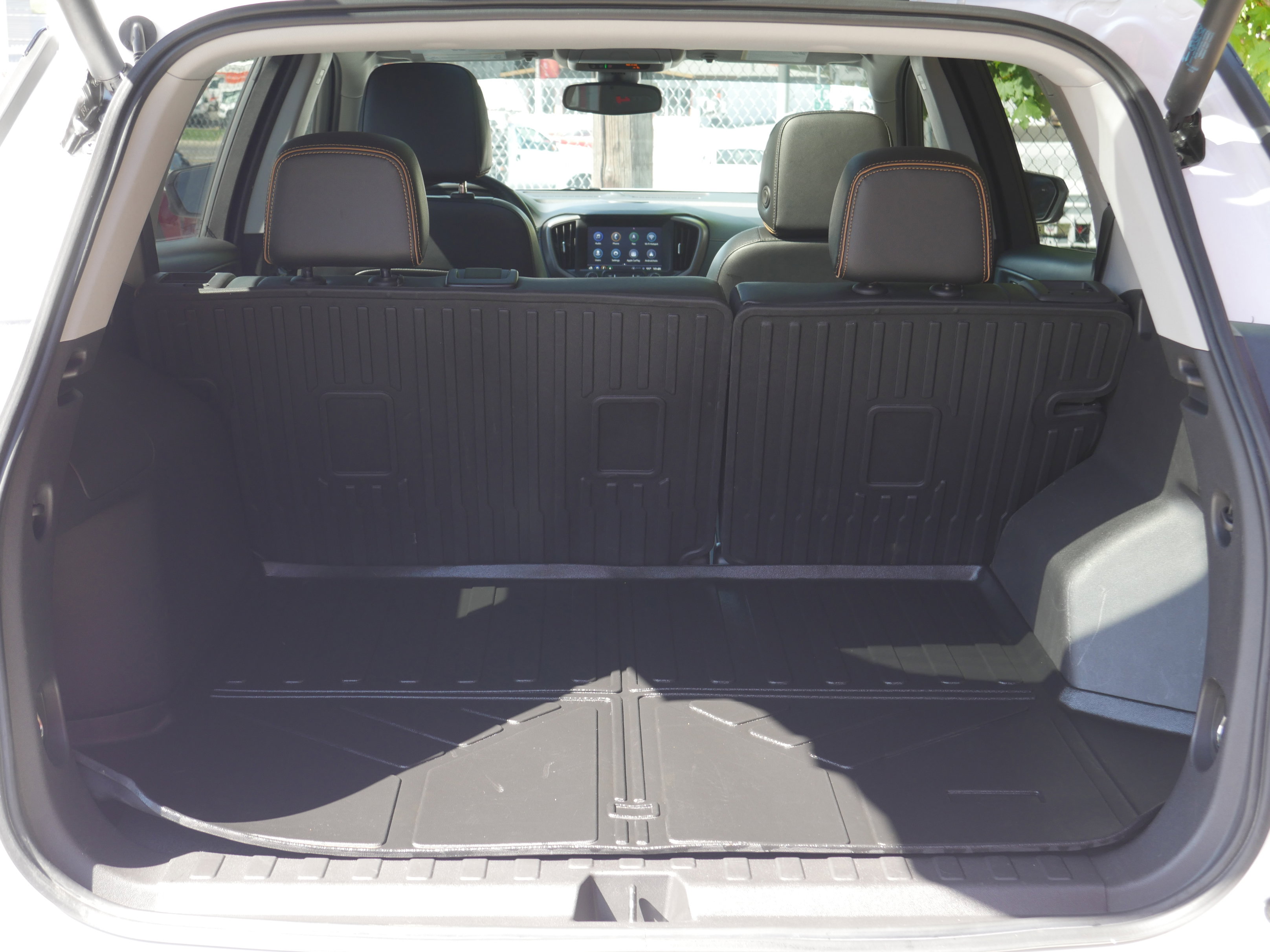 Used 2024 GMC Terrain AT4 w/ Infotainment Package II AWD/4WD image 12