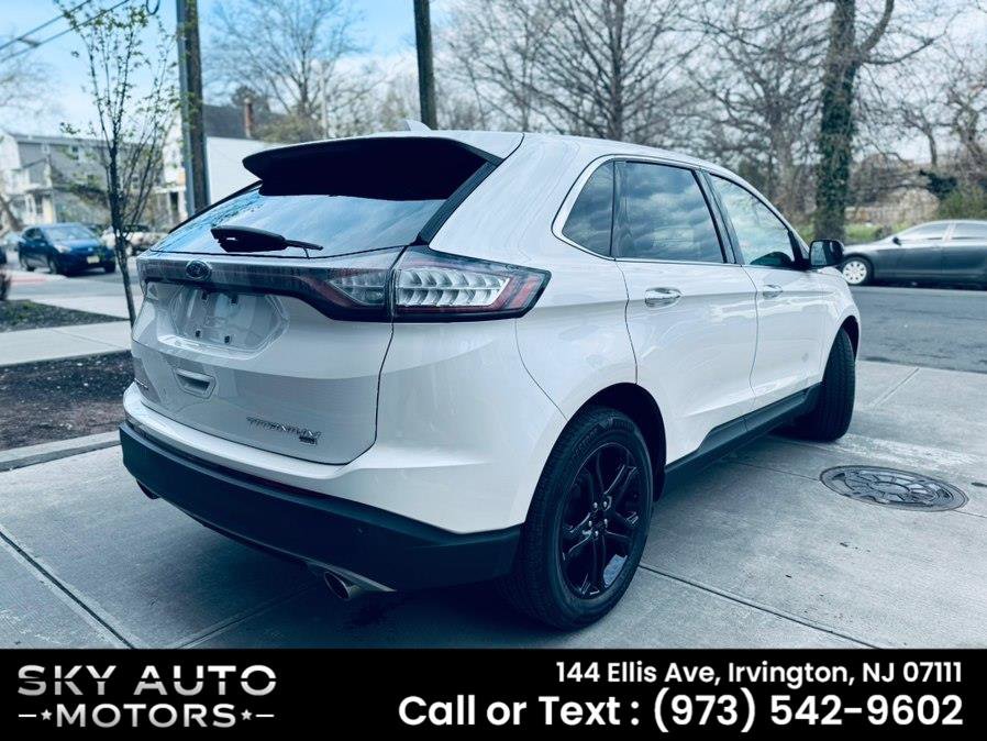 Used 2017 Ford Edge Titanium image 4