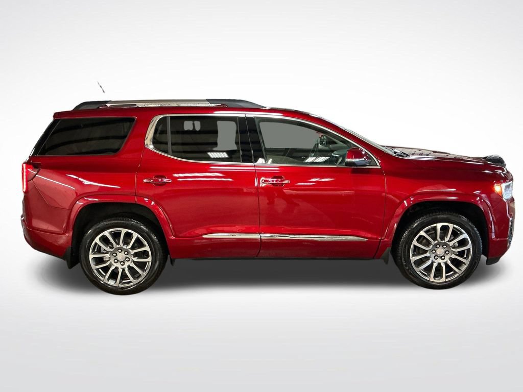 Used 2023 GMC Acadia Denali w/ Denali Ultimate Package AWD/4WD image 7