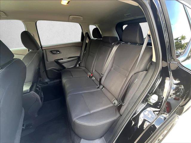 Used 2023 Nissan Rogue S FWD image 24