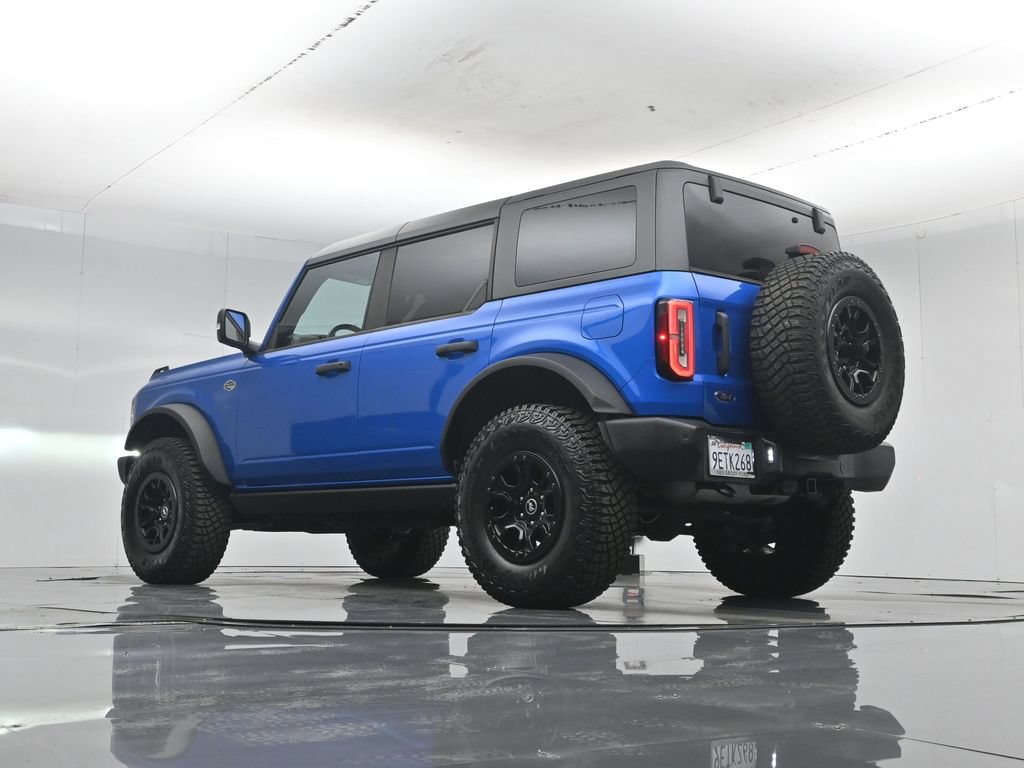 Certified 2023 Ford Bronco Wildtrak AWD/4WD image 4