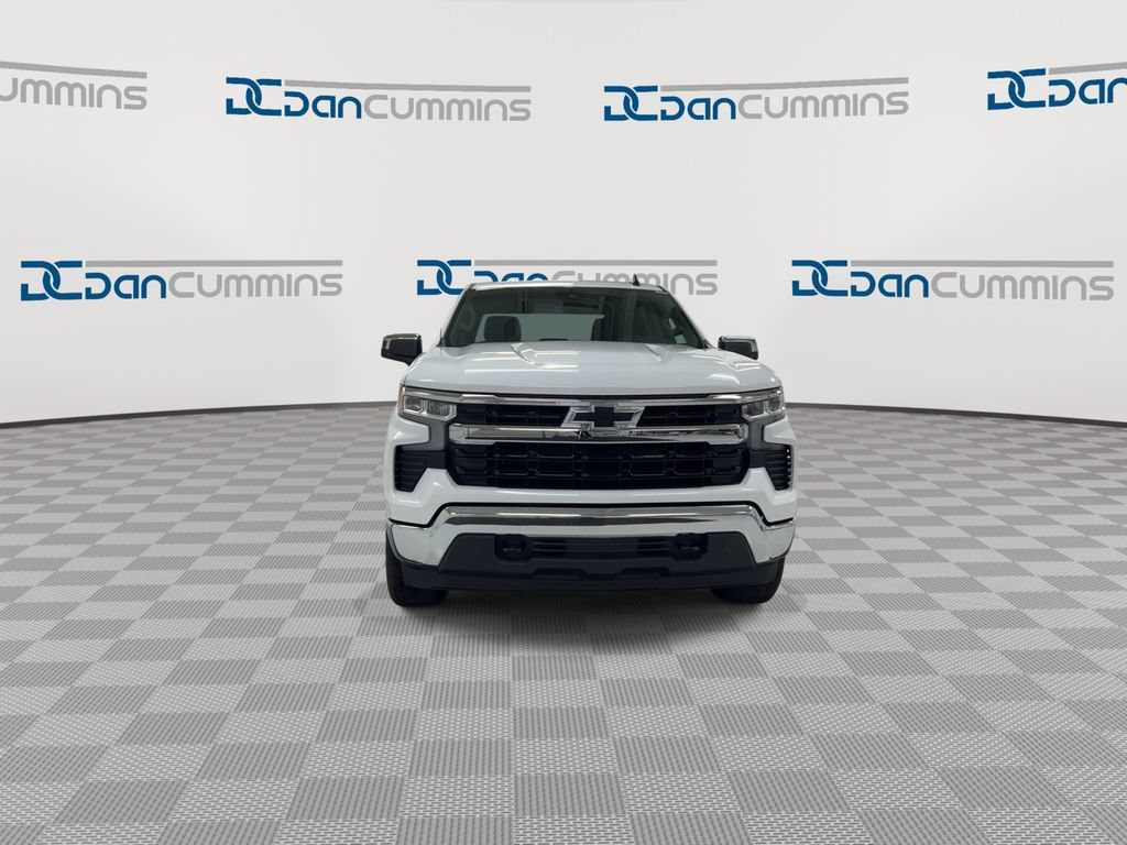 New 2026 Chevrolet Silverado 1500 LT w/ Z71 Off-Road Package AWD/4WD image 3