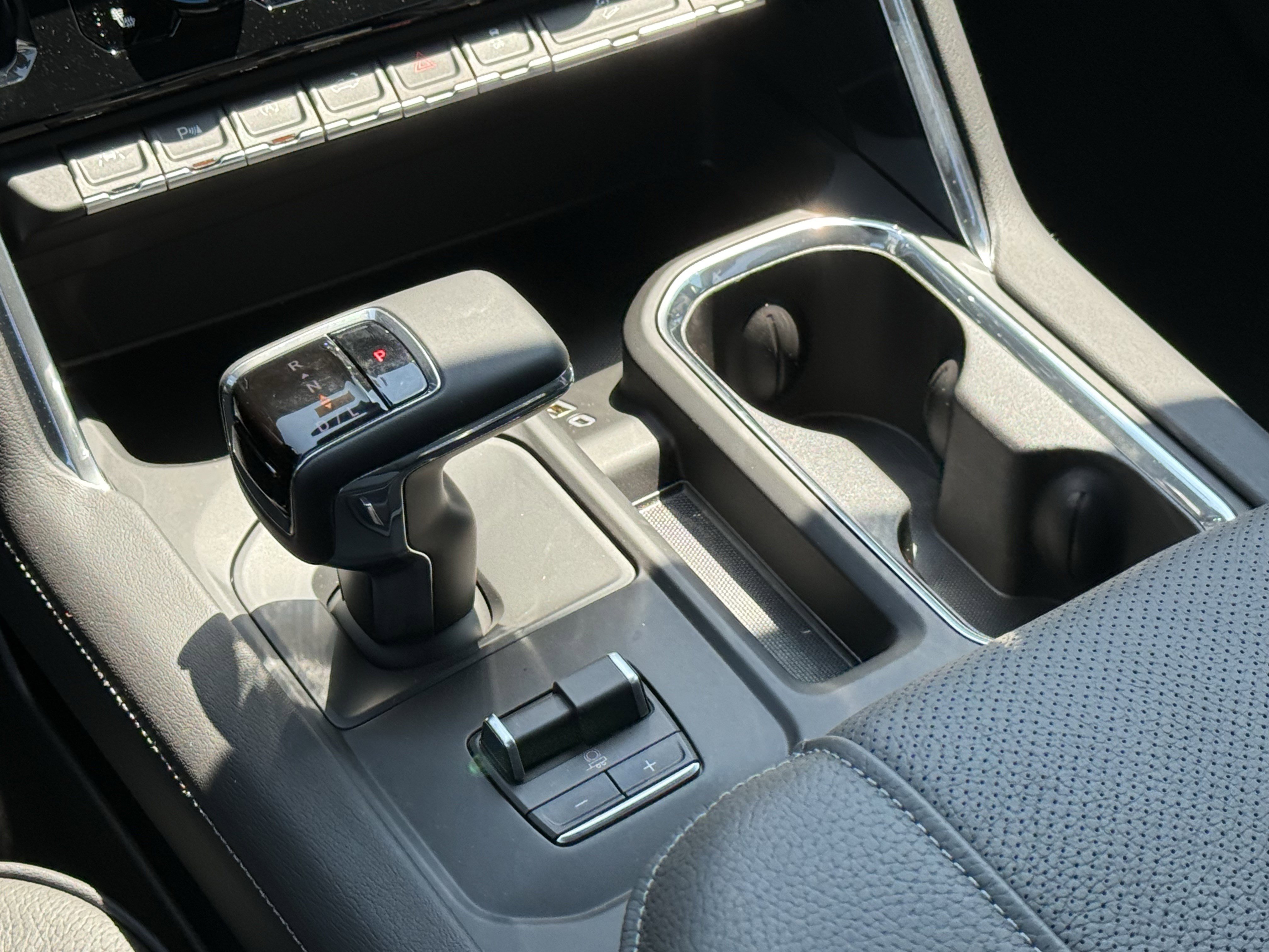 New 2026 GMC Sierra 1500 Denali w/ Denali Reserve Package image 15