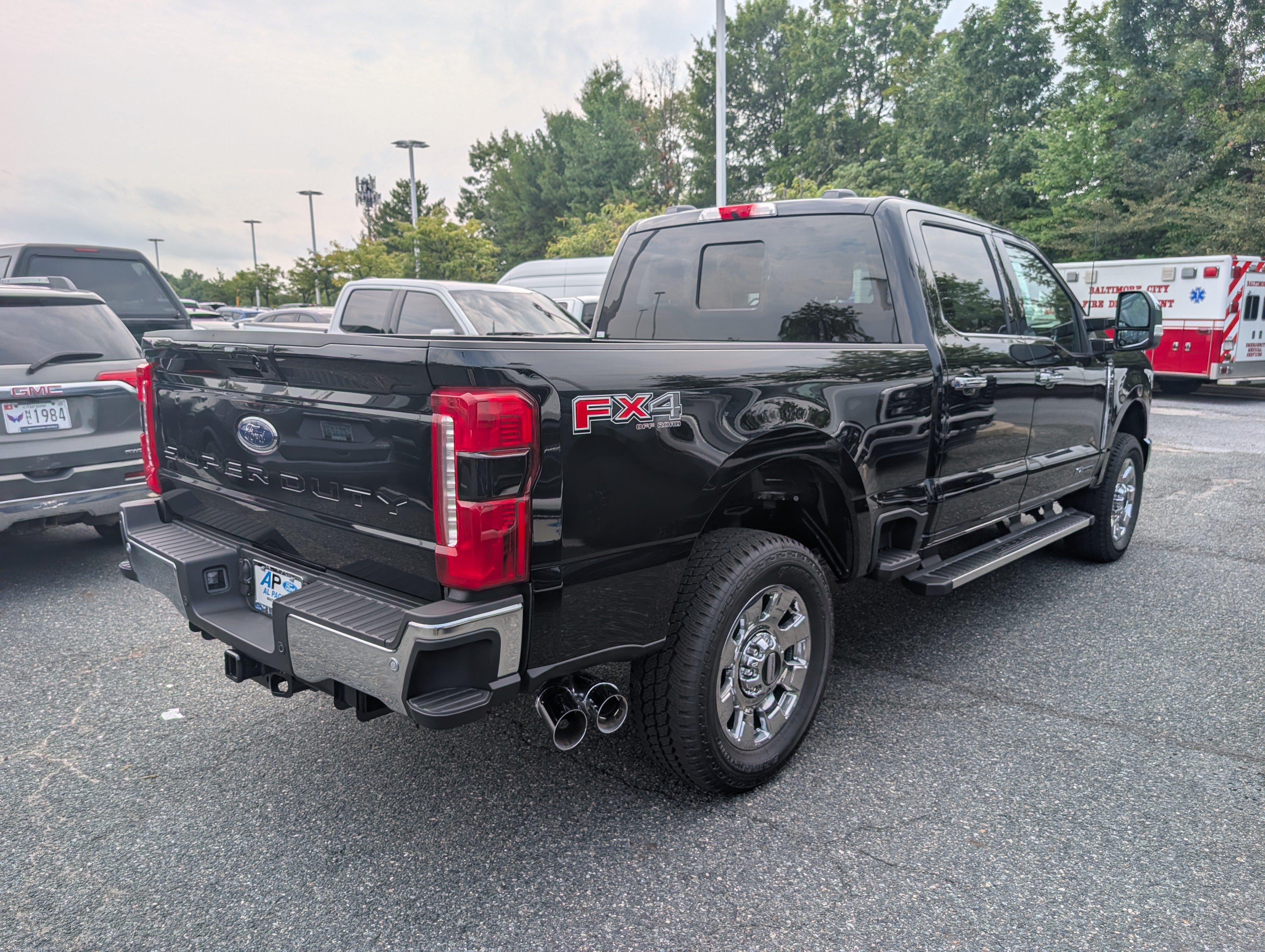 New 2026 Ford F250 Lariat w/ Chrome Package AWD/4WD image 2
