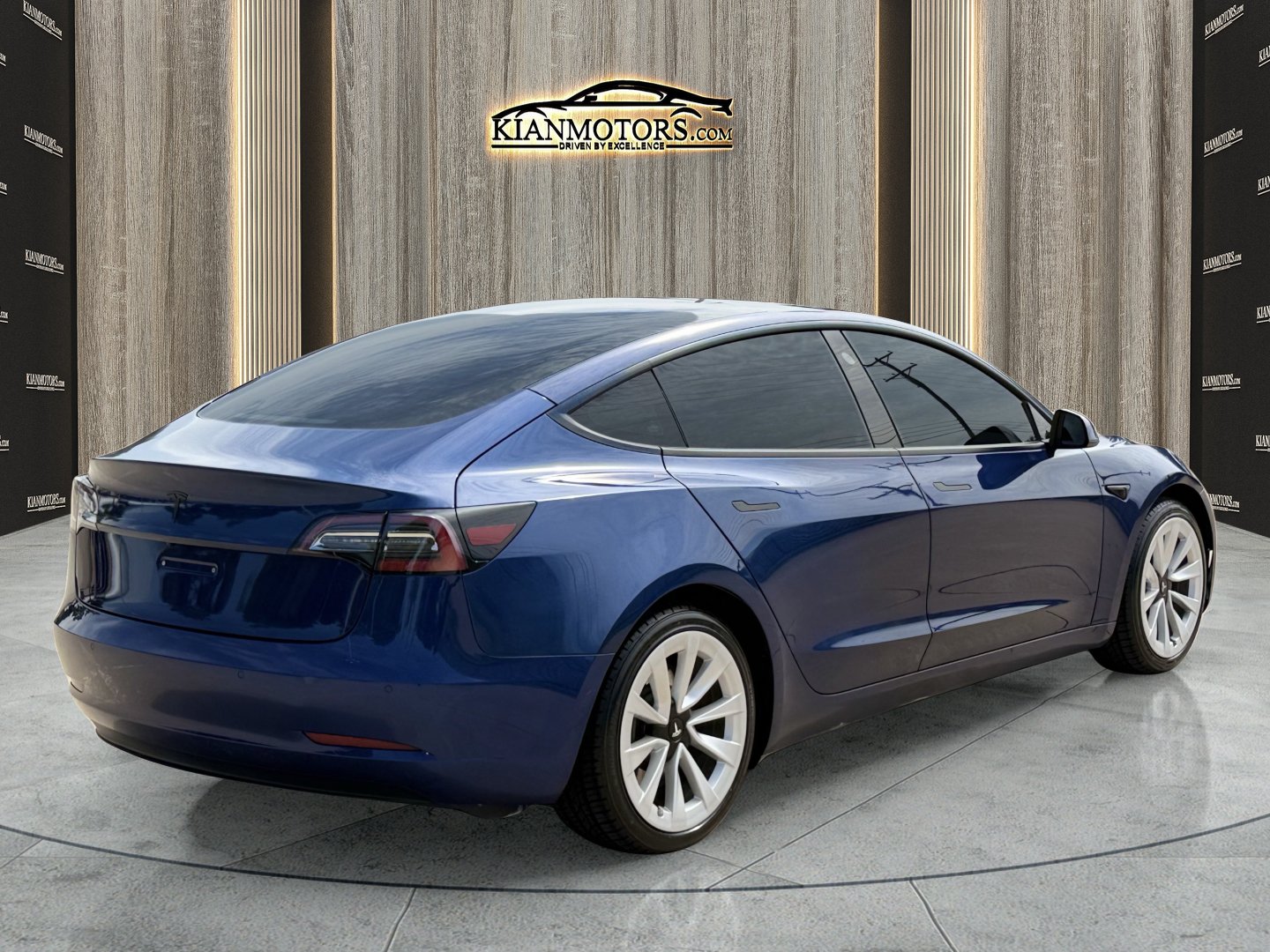 Used 2022 Tesla Model 3 Standard Range RWD image 10