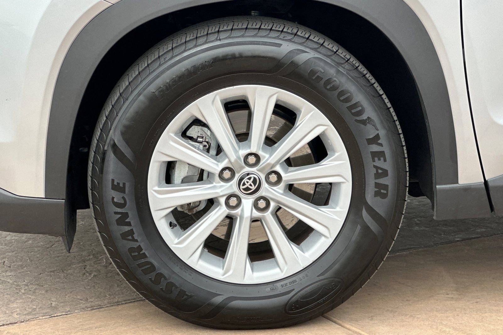 Used 2025 Toyota Grand Highlander FWD image 34